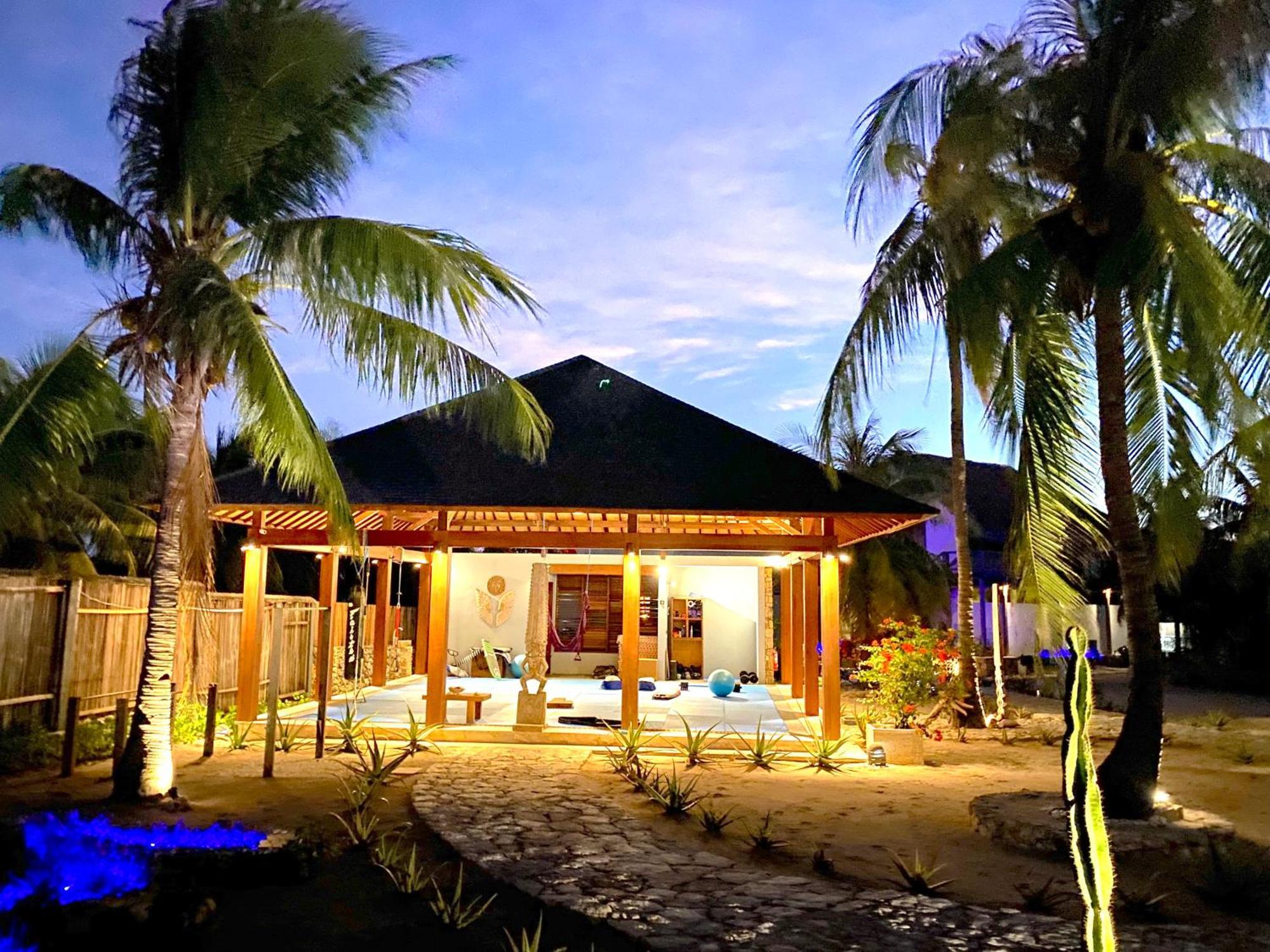 Manduna Resort Nembrala Bagian luar foto