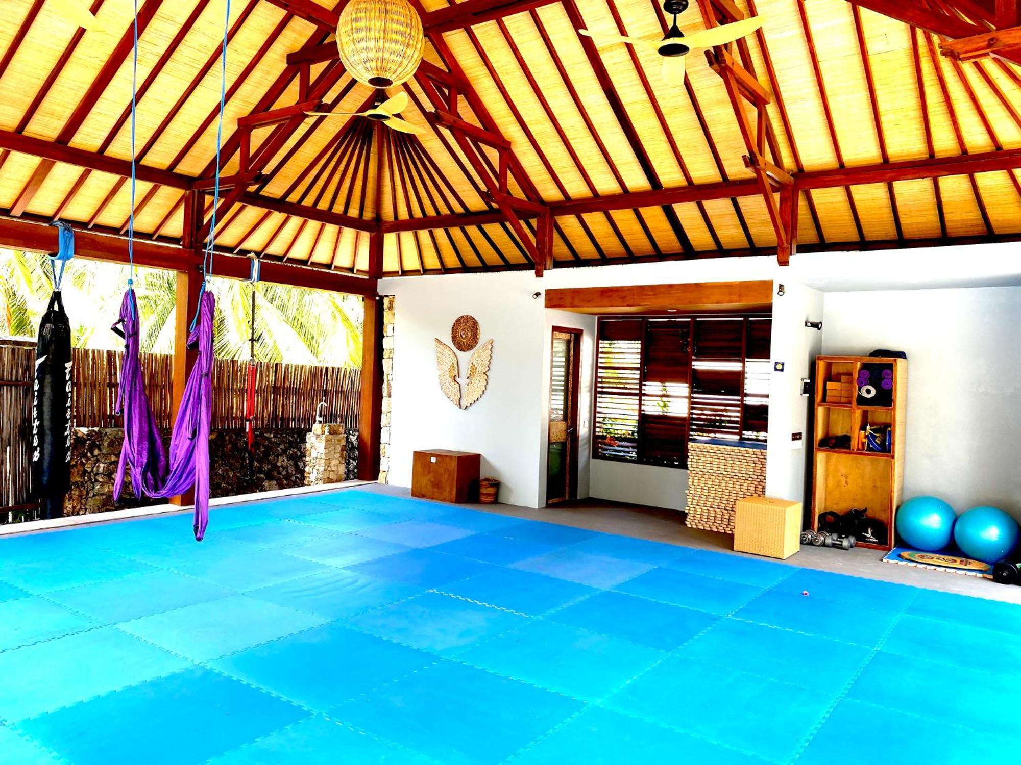 Manduna Resort Nembrala Bagian luar foto