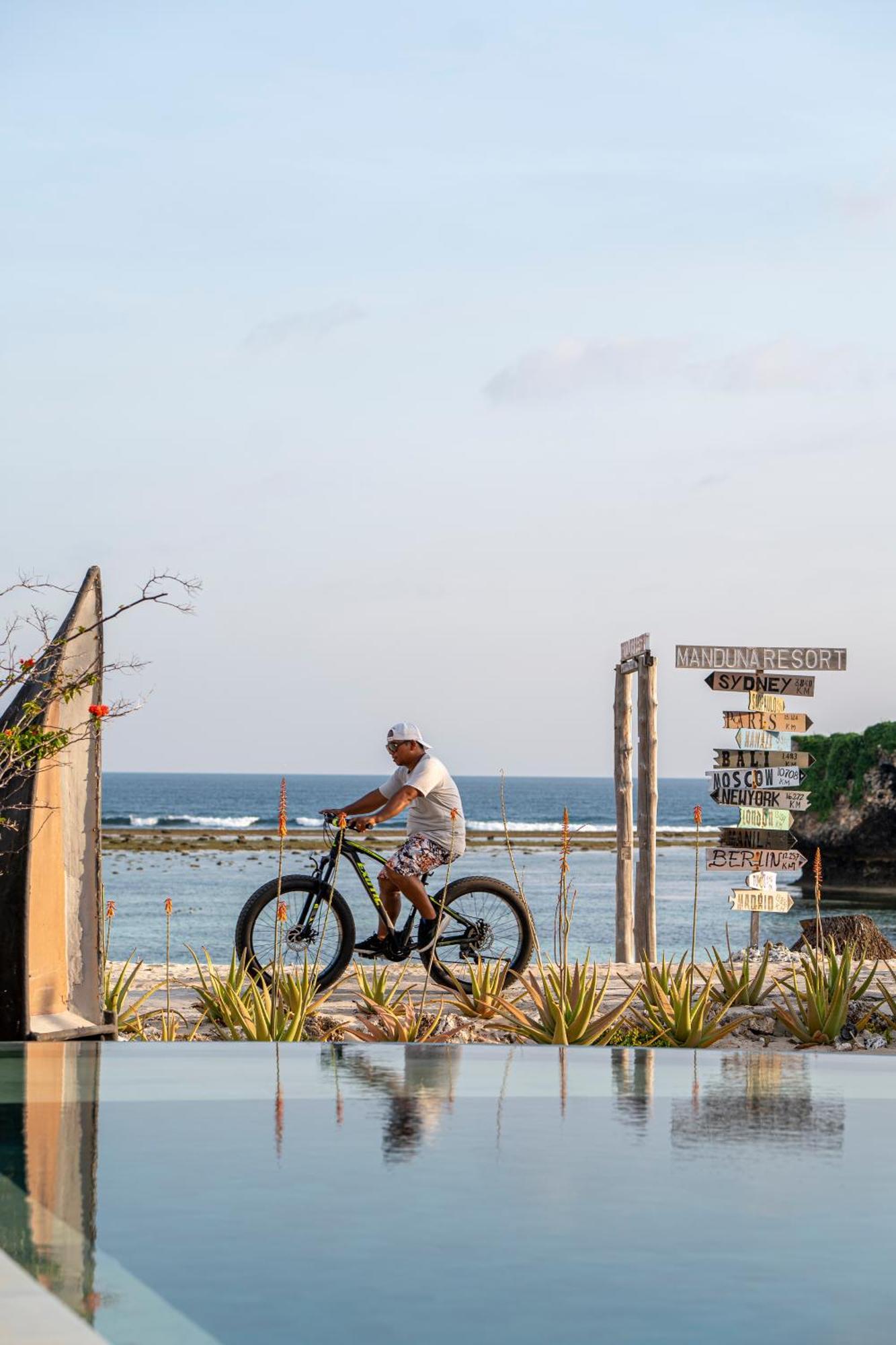 Manduna Resort Nembrala Bagian luar foto